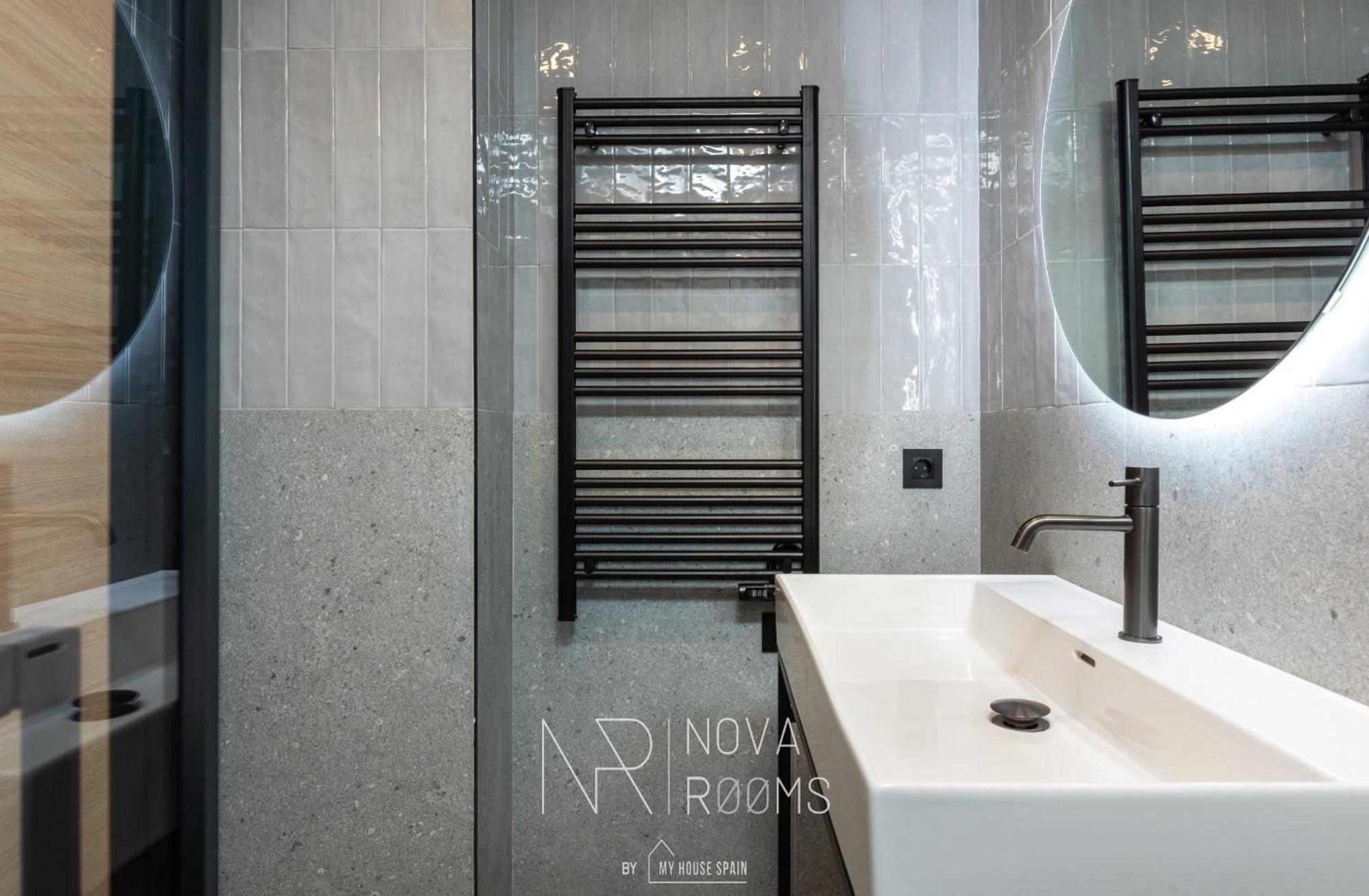 Novarooms By Myhousespain Gijón Eksteriør bilde